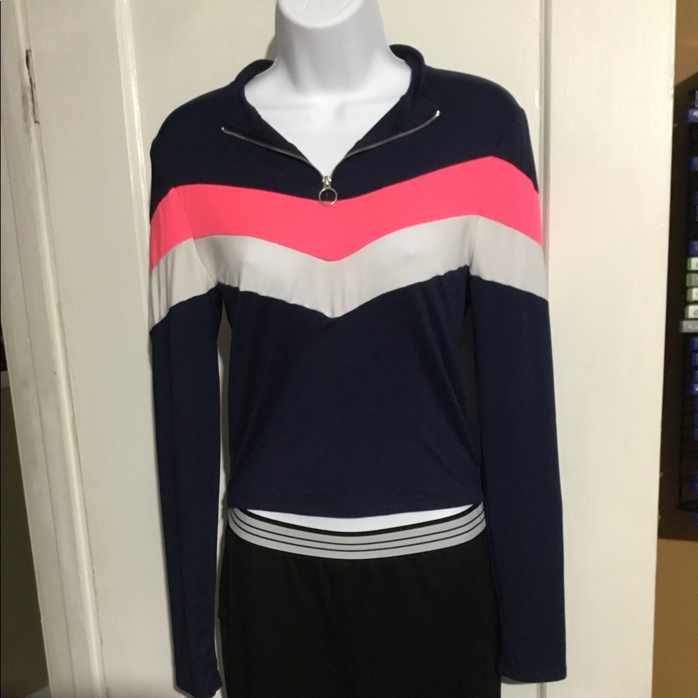 Rue21 Navy Long Sleeved Crop Top